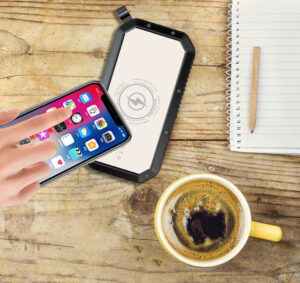 Solar Wireless Power Bank with Built-In Flashlight